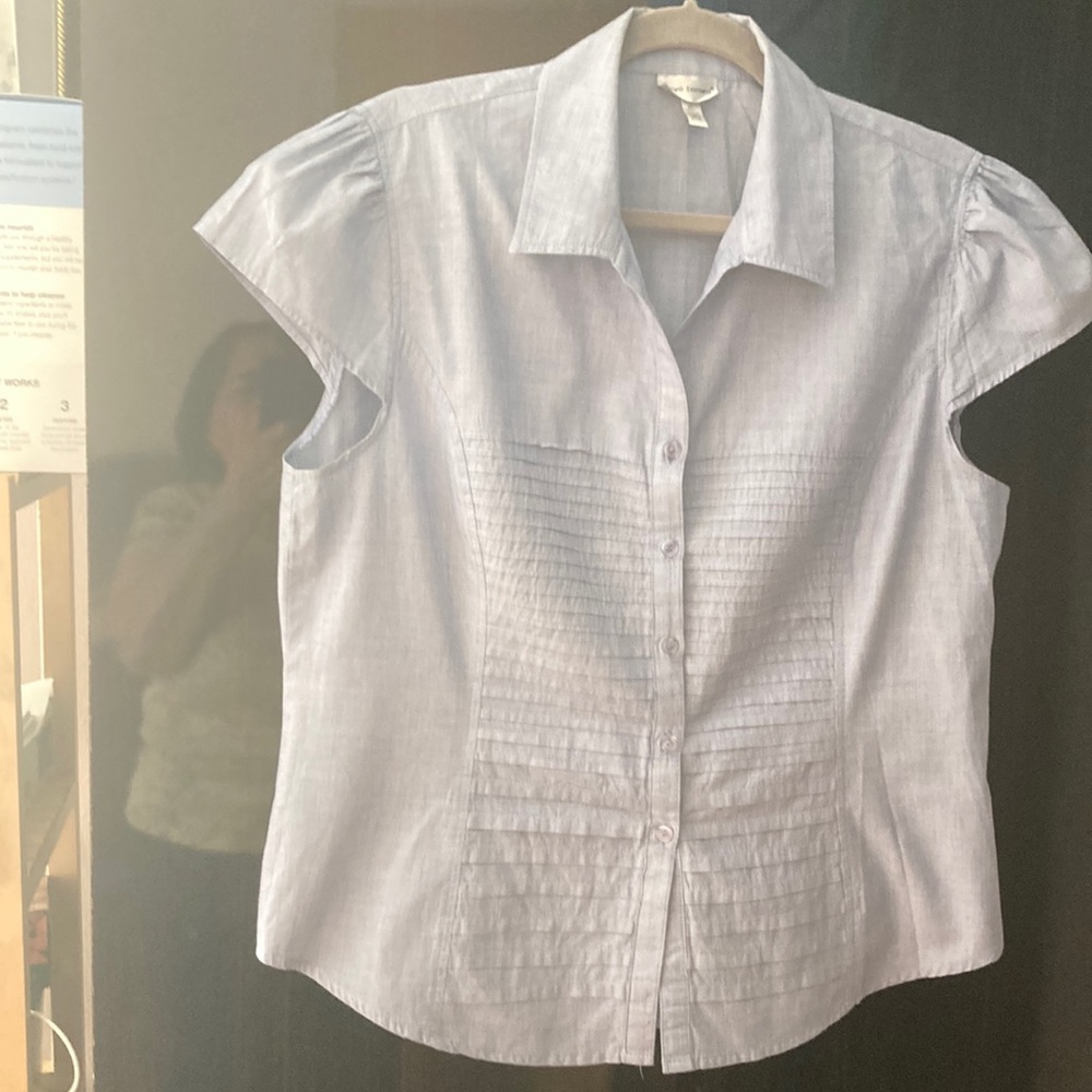 Women button down shirts. Size XL. Light blue color. 100%cotton.
